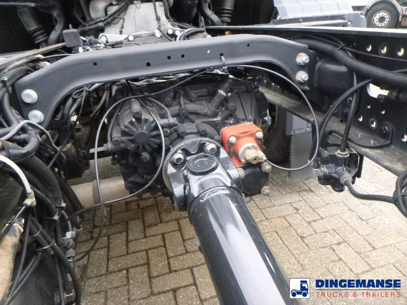 MAN TGS 19.360 4X2 BBS manual Euro 2 chassis + PTO - 캡 새시 트럭 : 사진 5 MAN TGS 19.360 4X2 BBS manual Euro 2 chassis + PTO - 캡 새시 트럭 : 사진 5