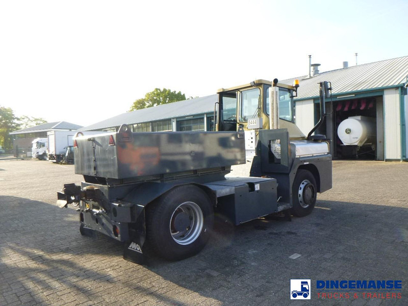 MOL RM 255 4X4 terminal drawbar tractor 150 ton - 터미널 트랙터 : 사진 4 MOL RM 255 4X4 terminal drawbar tractor 150 ton - 터미널 트랙터 : 사진 4