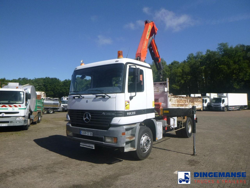 Mercedes-Benz Actros 1835 4x2 tipper + Palfinger PK12000 - 크레인 트럭 : 사진 1 Mercedes-Benz Actros 1835 4x2 tipper + Palfinger PK12000 - 크레인 트럭 : 사진 1