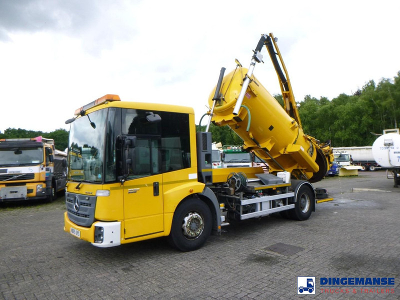 Mercedes-Benz Econic 1830 4x2 Euro 6 RHD Fuller vacuum tank 8.1 m3 - 진공 흡입 트럭 : 사진 1 Mercedes-Benz Econic 1830 4x2 Euro 6 RHD Fuller vacuum tank 8.1 m3 - 진공 흡입 트럭 : 사진 1