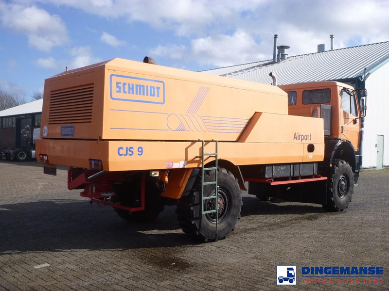 제설차량 Mercedes-Benz SK 2031 4x4x4 Schmidt CJS9 airport sweeper snow plough : 사진 7 제설차량 Mercedes-Benz SK 2031 4x4x4 Schmidt CJS9 airport sweeper snow plough : 사진 7