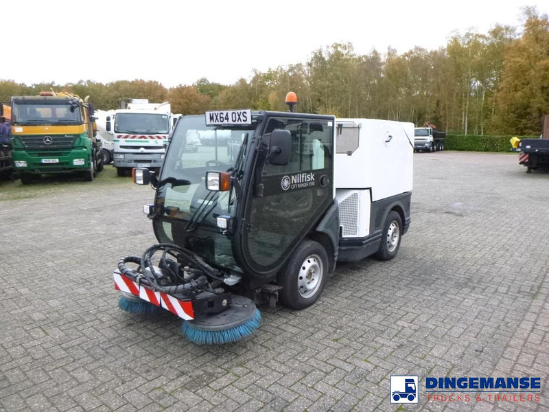 Nilfisk City Ranger CR3500 street sweeper - 거리 청소 차량 : 사진 1 Nilfisk City Ranger CR3500 street sweeper - 거리 청소 차량 : 사진 1