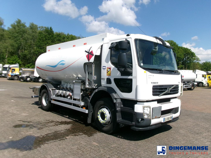 Volvo FE 260 4x2 dxi fuel tank 13.3 m3 / 4 comp / ADR 21-06-2024 - 유조트럭 : 사진 2 Volvo FE 260 4x2 dxi fuel tank 13.3 m3 / 4 comp / ADR 21-06-2024 - 유조트럭 : 사진 2