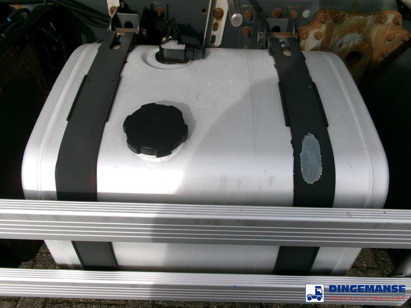 Volvo FE 280 4X2 fuel tank 13.6 m3 / 4 comp / ADR 07/07/24 - 유조트럭 : 사진 5 Volvo FE 280 4X2 fuel tank 13.6 m3 / 4 comp / ADR 07/07/24 - 유조트럭 : 사진 5