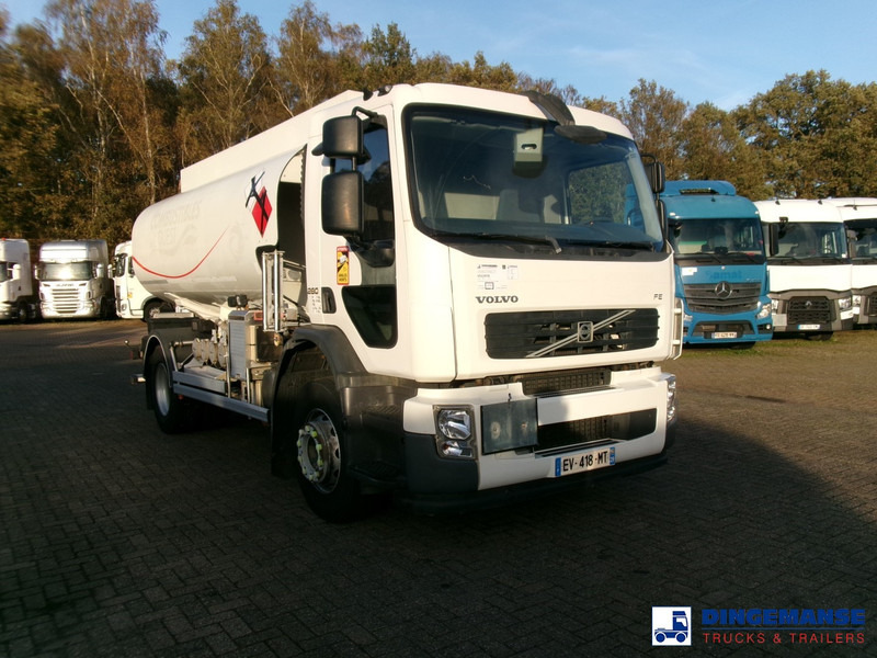 Volvo FE 280 4x2 fuel tank 13.3 m3 / 4 comp - 유조트럭 : 사진 2 Volvo FE 280 4x2 fuel tank 13.3 m3 / 4 comp - 유조트럭 : 사진 2