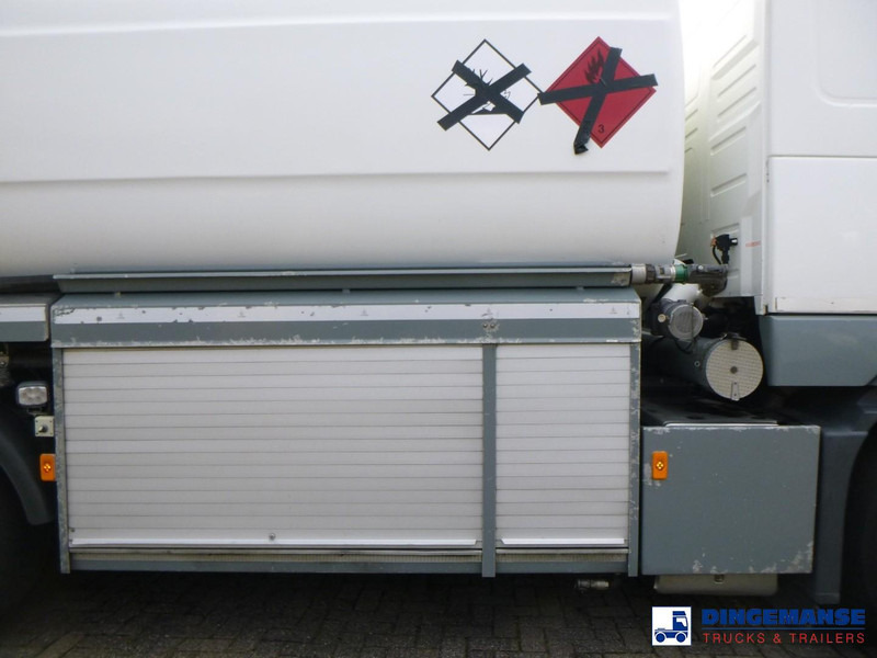 Volvo FH 460 6x2 fuel tank 23.6 m3 / 4 comp - 유조트럭 : 사진 5 Volvo FH 460 6x2 fuel tank 23.6 m3 / 4 comp - 유조트럭 : 사진 5