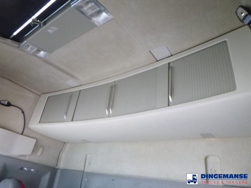 트랙터 유닛 Volvo FH 540 8X4 Euro 6 / 150000 kg : 사진 11