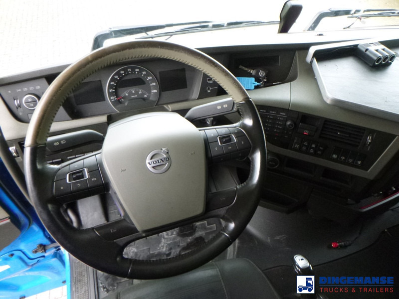 트랙터 유닛 Volvo FH 540 8X4 Euro 6 / 150000 kg : 사진 13