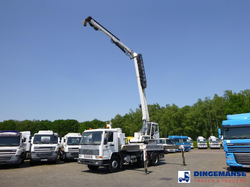 Volvo FL10 6x4 + Palfinger PK680TK - 크레인 트럭 : 사진 5 Volvo FL10 6x4 + Palfinger PK680TK - 크레인 트럭 : 사진 5
