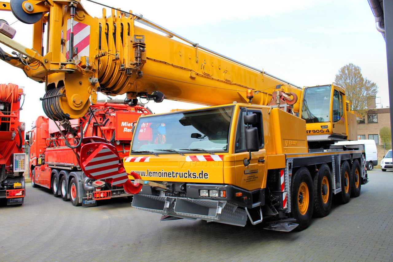 Faun Tadano FAUN ATF 90 G-4 8x6 Autokran + 20 tonnen - 크레인 트럭 : 사진 4 Faun Tadano FAUN ATF 90 G-4 8x6 Autokran + 20 tonnen - 크레인 트럭 : 사진 4