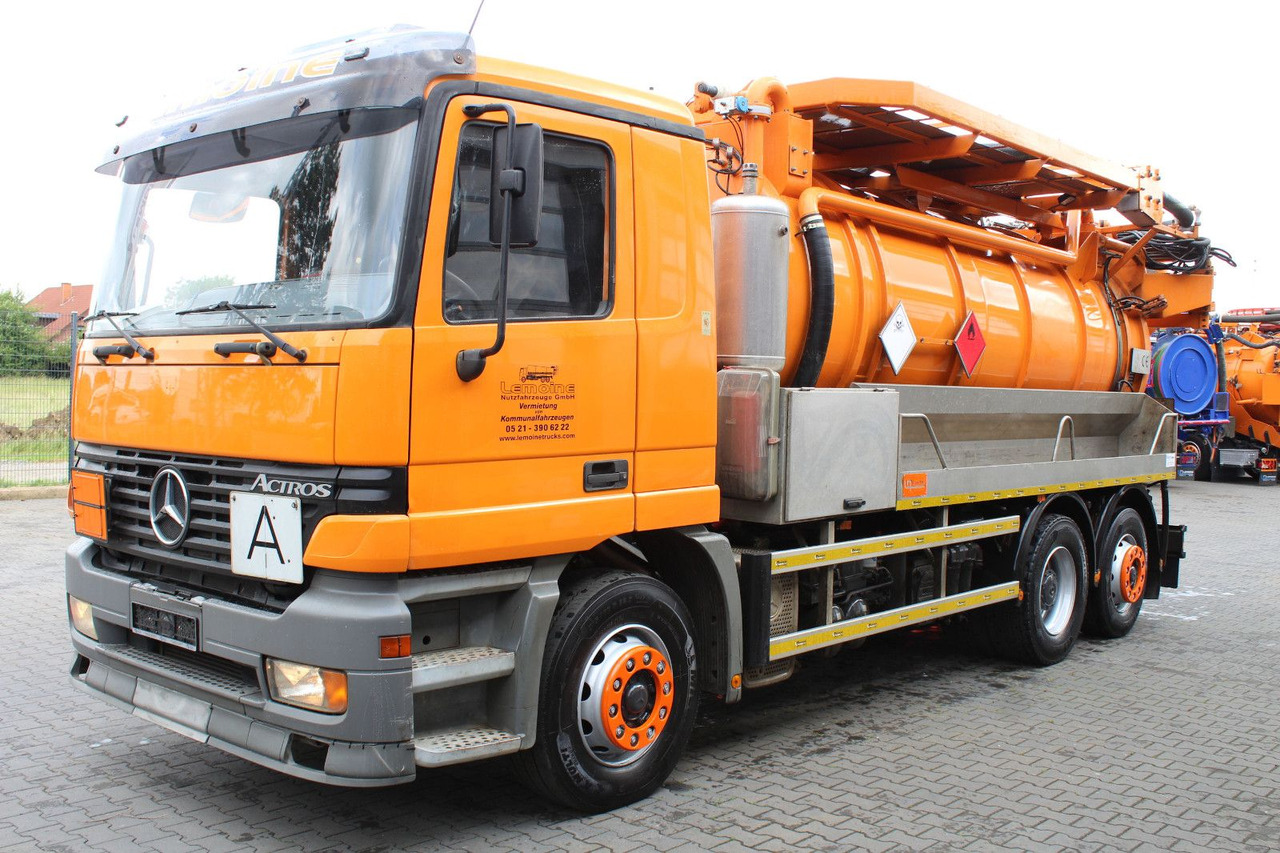 Mercedes-Benz Actros 2540 6x2 Küller/Kroll 13m³ HD-KOMBI - 진공 흡입 트럭 : 사진 2 Mercedes-Benz Actros 2540 6x2 Küller/Kroll 13m³ HD-KOMBI - 진공 흡입 트럭 : 사진 2