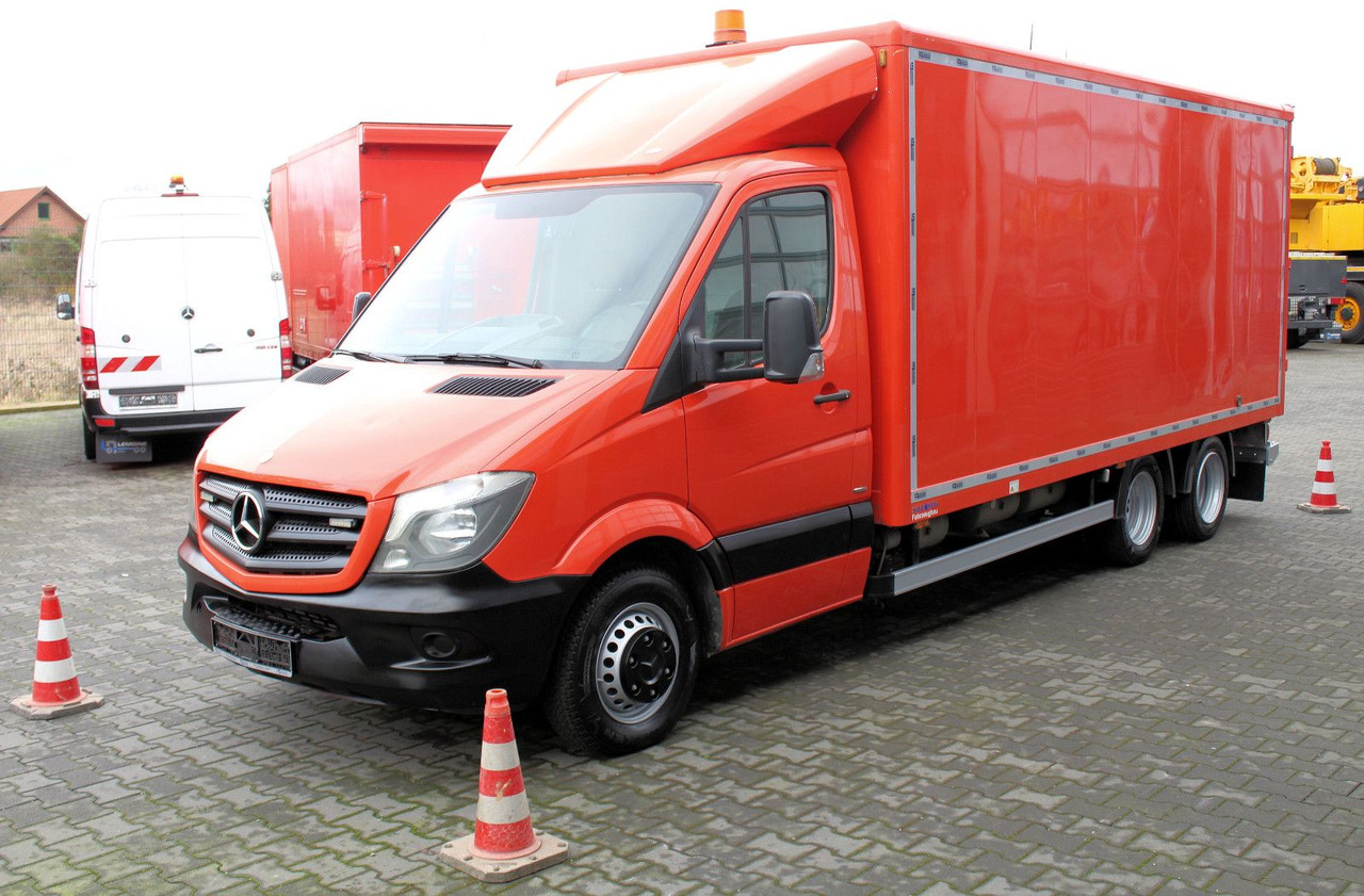 Mercedes-Benz Sprinter 719 V6 CDI 2m³HD-Spül+IBAK TV-Kanal 3D - 진공 흡입 트럭 : 사진 3 Mercedes-Benz Sprinter 719 V6 CDI 2m³HD-Spül+IBAK TV-Kanal 3D - 진공 흡입 트럭 : 사진 3