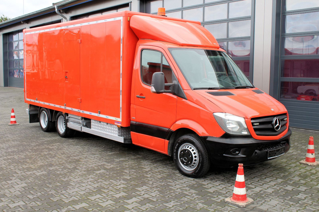 Mercedes-Benz Sprinter 719 V6 CDI 2m³HD-Spül+IBAK TV-Kanal 3D - 진공 흡입 트럭 : 사진 2 Mercedes-Benz Sprinter 719 V6 CDI 2m³HD-Spül+IBAK TV-Kanal 3D - 진공 흡입 트럭 : 사진 2