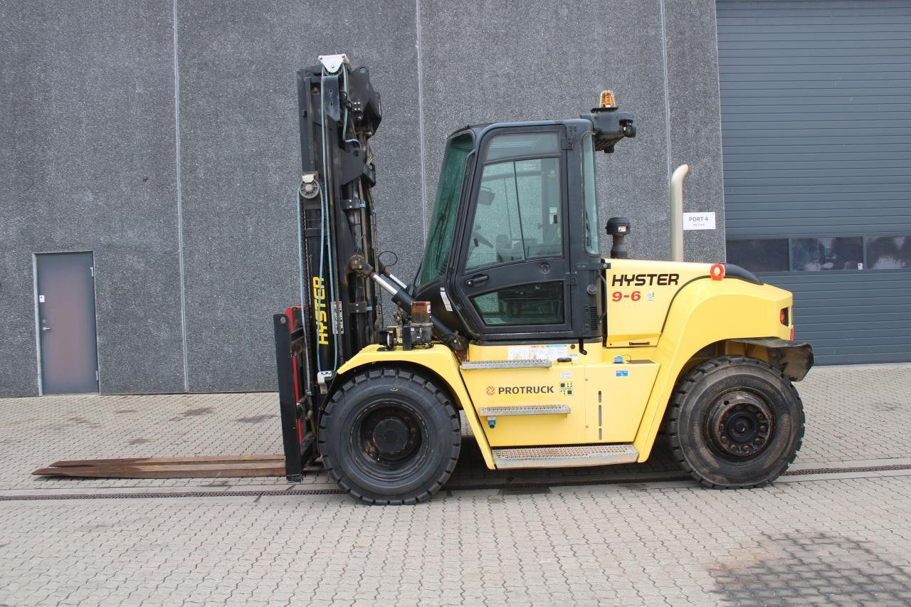 Hyster H9.00XM-6 - 디젤 지게차 : 사진 1 Hyster H9.00XM-6 - 디젤 지게차 : 사진 1
