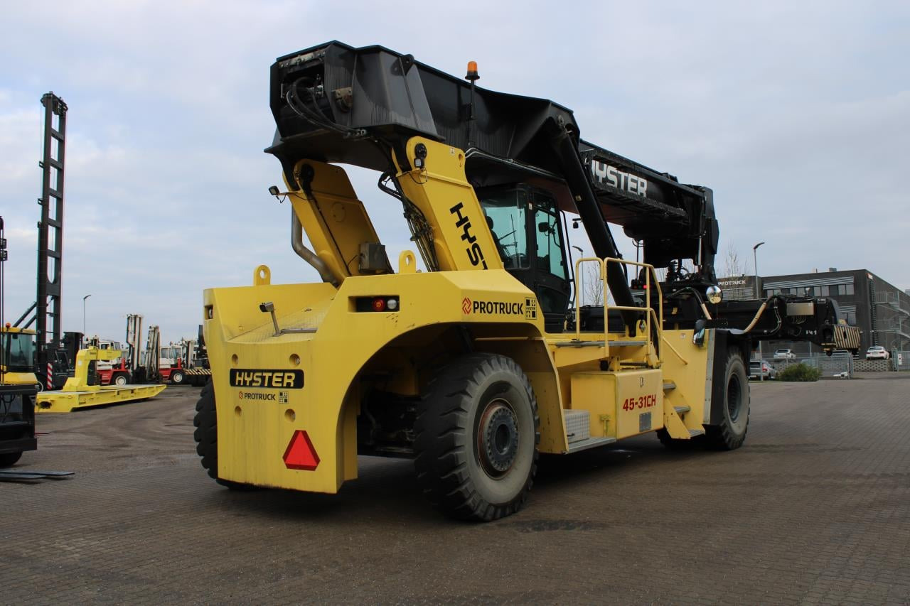 Hyster RS45-31CH - 리치 스태커 : 사진 3 Hyster RS45-31CH - 리치 스태커 : 사진 3