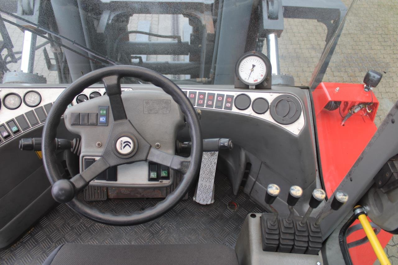 Kalmar DCD200-12LB - 디젤 지게차 : 사진 4 Kalmar DCD200-12LB - 디젤 지게차 : 사진 4