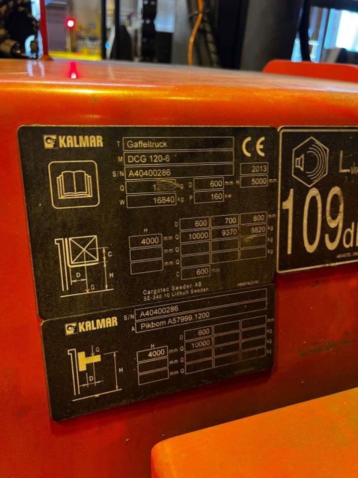 Kalmar DCG120-6 - 디젤 지게차 : 사진 2 Kalmar DCG120-6 - 디젤 지게차 : 사진 2