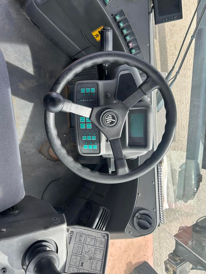 Kalmar DRF450-65C5X - 리치 스태커 : 사진 4 Kalmar DRF450-65C5X - 리치 스태커 : 사진 4