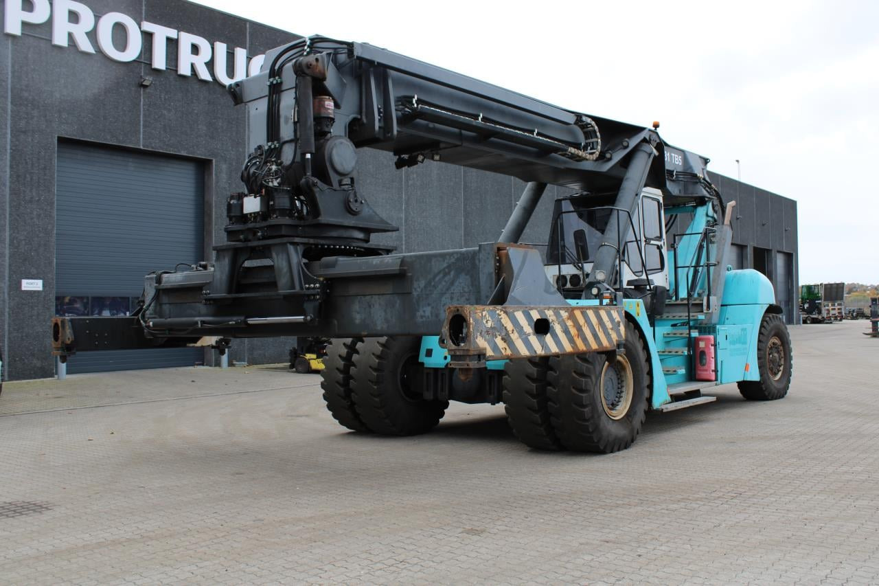 SMV 4531 TB5 - 리치 스태커 : 사진 2 SMV 4531 TB5 - 리치 스태커 : 사진 2