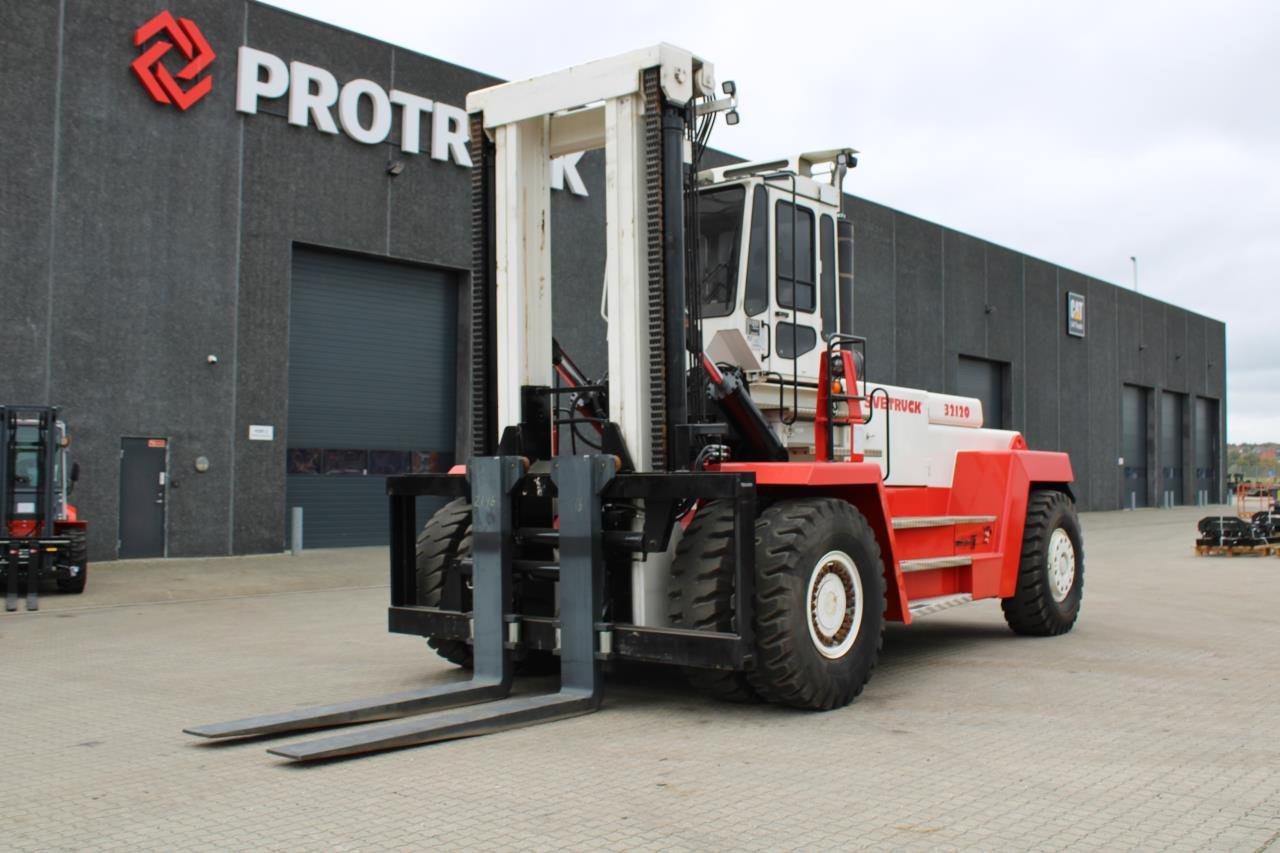 SveTruck 32120-50 - 디젤 지게차 : 사진 2 SveTruck 32120-50 - 디젤 지게차 : 사진 2