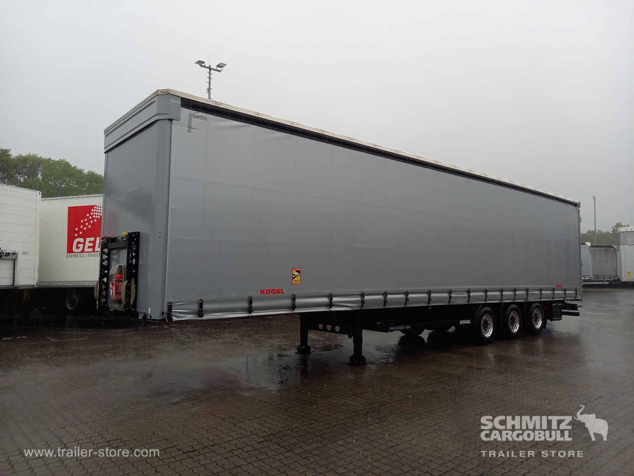 KOEGEL Auflieger Curtainsider Mega - 커튼사이더 세미 트레일러 : 사진 1 KOEGEL Auflieger Curtainsider Mega - 커튼사이더 세미 트레일러 : 사진 1