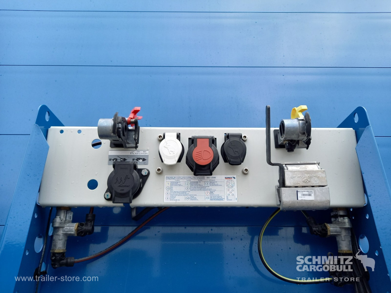 SCHMITZ Auflieger Curtainsider Standard - 커튼사이더 세미 트레일러 : 사진 5 SCHMITZ Auflieger Curtainsider Standard - 커튼사이더 세미 트레일러 : 사진 5