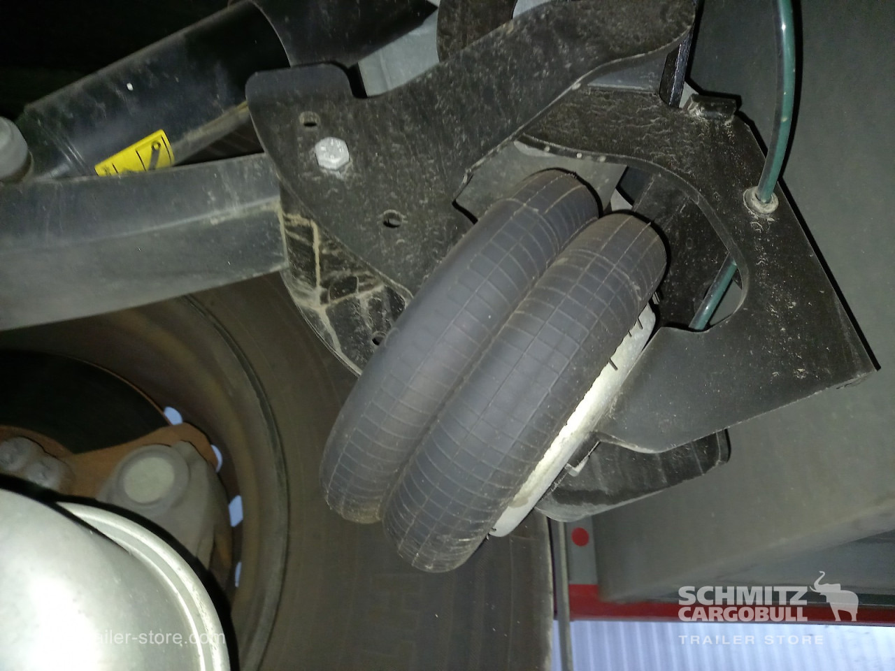 SCHMITZ Auflieger Tiefkühler Multitemp - 등온 세미 트레일러 : 사진 3 SCHMITZ Auflieger Tiefkühler Multitemp - 등온 세미 트레일러 : 사진 3