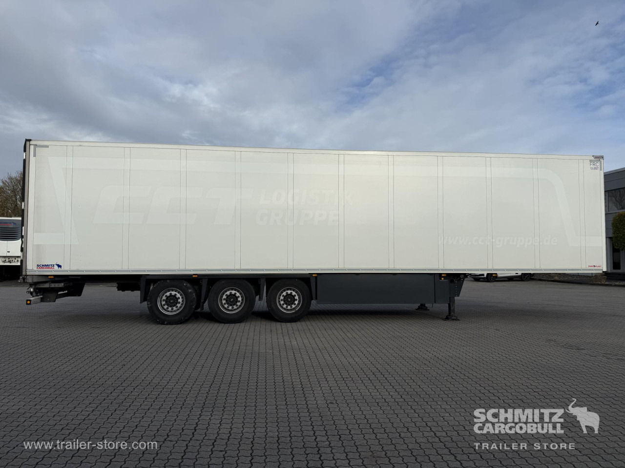 SCHMITZ Auflieger Tiefkühler Standard Double deck - 등온 세미 트레일러 : 사진 2 SCHMITZ Auflieger Tiefkühler Standard Double deck - 등온 세미 트레일러 : 사진 2