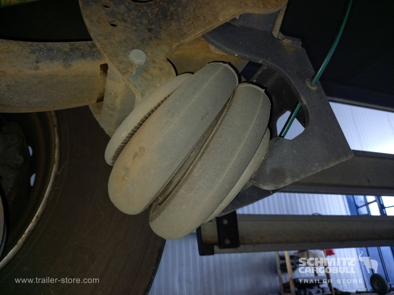 SCHMITZ Auflieger Tiefkühler Standard Double deck - 등온 세미 트레일러 : 사진 3 SCHMITZ Auflieger Tiefkühler Standard Double deck - 등온 세미 트레일러 : 사진 3