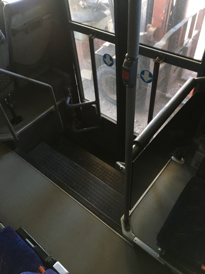 SETRA 315 UL KLIMA 6 PIECES - 교외 버스 : 사진 4 SETRA 315 UL KLIMA 6 PIECES - 교외 버스 : 사진 4