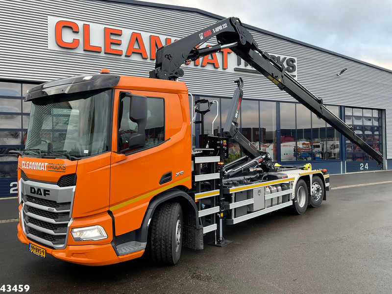 DAF FAN XD 450 Hiab 23 Tonmeter laadkraan - 후크 리프트 트럭, 크레인 트럭 : 사진 1 DAF FAN XD 450 Hiab 23 Tonmeter laadkraan - 후크 리프트 트럭, 크레인 트럭 : 사진 1