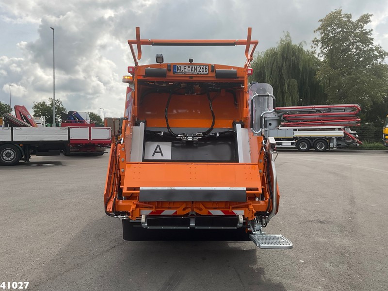 FUSO Canter 9C18 Zoeller 7m³ - 쓰레기차 : 사진 4 FUSO Canter 9C18 Zoeller 7m³ - 쓰레기차 : 사진 4