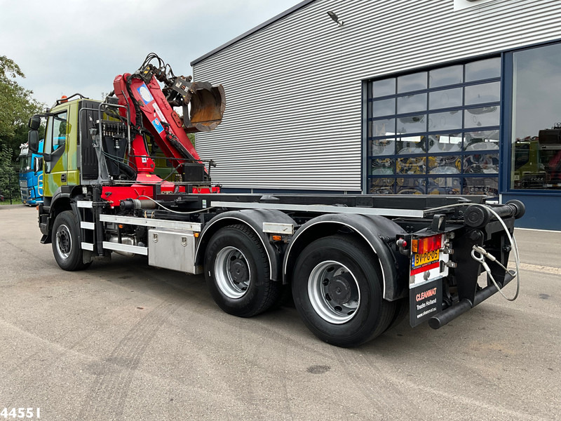 Iveco AD260T41 6x4 HMF 16 Tonmeter Z-kraan - 케이블 시스템 트럭, 크레인 트럭 : 사진 4 Iveco AD260T41 6x4 HMF 16 Tonmeter Z-kraan - 케이블 시스템 트럭, 크레인 트럭 : 사진 4