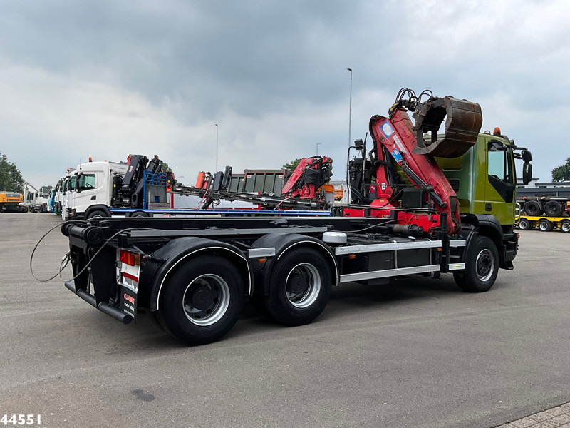 Iveco AD260T41 6x4 HMF 16 Tonmeter Z-kraan - 케이블 시스템 트럭, 크레인 트럭 : 사진 5 Iveco AD260T41 6x4 HMF 16 Tonmeter Z-kraan - 케이블 시스템 트럭, 크레인 트럭 : 사진 5