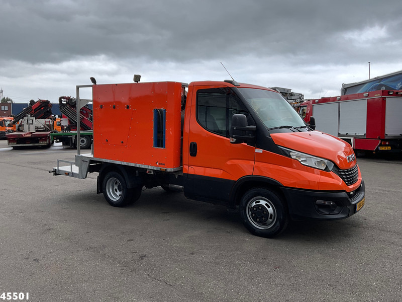 Iveco Daily 35C14 Euro 6 ROM Toilet servicewagen - 진공 흡입 트럭 : 사진 5 Iveco Daily 35C14 Euro 6 ROM Toilet servicewagen - 진공 흡입 트럭 : 사진 5