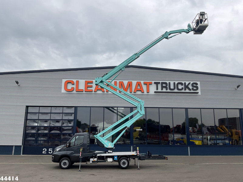 Iveco Daily 35S12 20 Meter hoogwerker + JIB Just 6.039 km! - 트럭 : 사진 1 Iveco Daily 35S12 20 Meter hoogwerker + JIB Just 6.039 km! - 트럭 : 사진 1