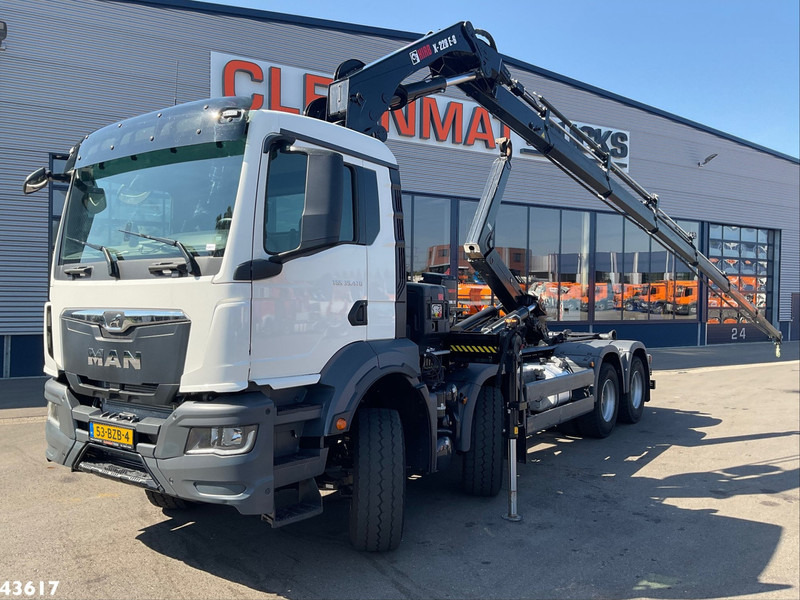 MAN TGS 32.470 8x4 Euro 6 Hiab 22 Tonmeter laadkraan Just 68.765 Km! - 후크 리프트 트럭 : 사진 1 MAN TGS 32.470 8x4 Euro 6 Hiab 22 Tonmeter laadkraan Just 68.765 Km! - 후크 리프트 트럭 : 사진 1