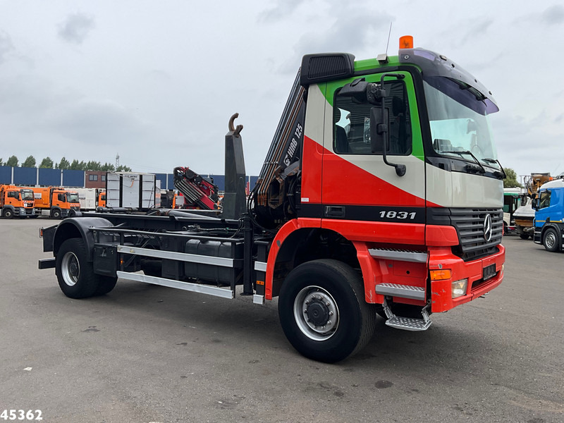 Mercedes-Benz Actros 1931 AK 4x4 Hiab 12 Tonmeter laadkraan - 후크 리프트 트럭, 크레인 트럭 : 사진 3 Mercedes-Benz Actros 1931 AK 4x4 Hiab 12 Tonmeter laadkraan - 후크 리프트 트럭, 크레인 트럭 : 사진 3