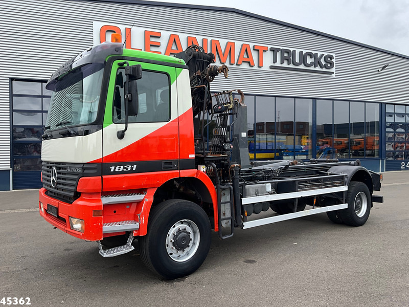 Mercedes-Benz Actros 1931 AK 4x4 Hiab 12 Tonmeter laadkraan - 후크 리프트 트럭, 크레인 트럭 : 사진 2 Mercedes-Benz Actros 1931 AK 4x4 Hiab 12 Tonmeter laadkraan - 후크 리프트 트럭, 크레인 트럭 : 사진 2