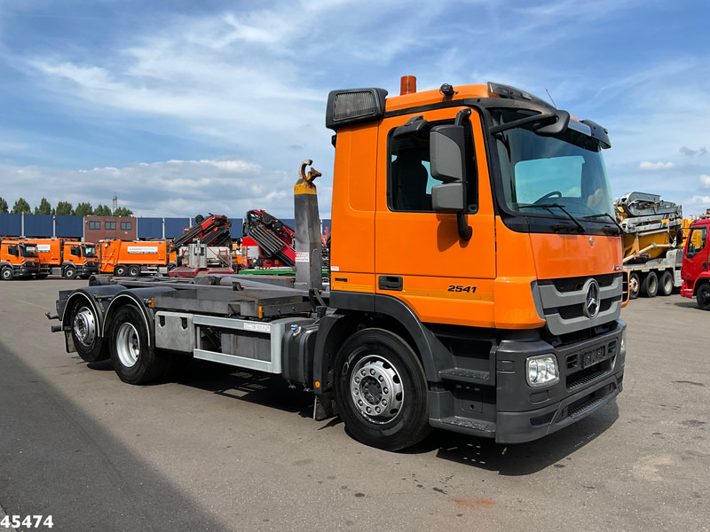 Mercedes-Benz Actros 2541 6x2 VDL 20 Ton haakarmsysteem - 후크 리프트 트럭 : 사진 5 Mercedes-Benz Actros 2541 6x2 VDL 20 Ton haakarmsysteem - 후크 리프트 트럭 : 사진 5