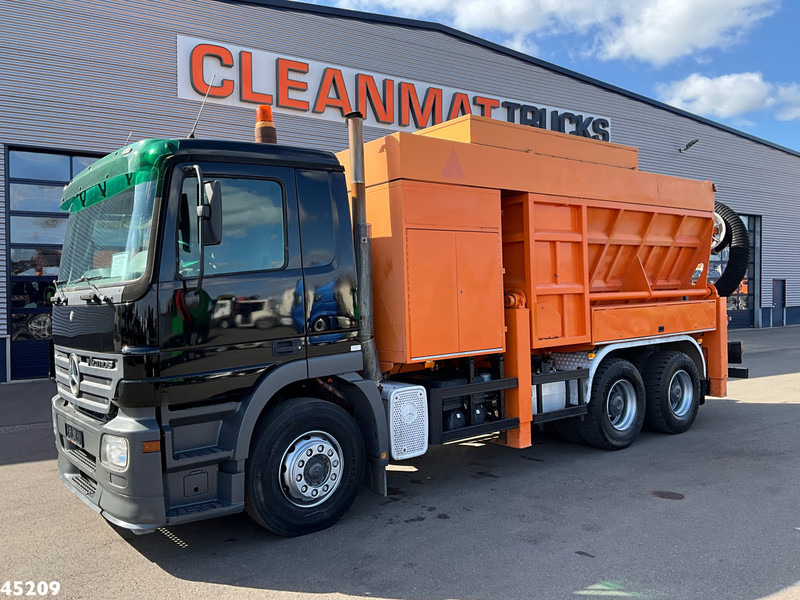 Mercedes-Benz Actros 3336 6x4 RSP Saugbagger 7m³ - 진공 흡입 트럭 : 사진 2 Mercedes-Benz Actros 3336 6x4 RSP Saugbagger 7m³ - 진공 흡입 트럭 : 사진 2