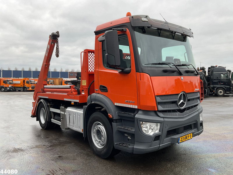 Mercedes-Benz Antos 2024 Euro 6 Hyvalift 14 Ton portaalarmsysteem - 스킵 로더 트럭 : 사진 2 Mercedes-Benz Antos 2024 Euro 6 Hyvalift 14 Ton portaalarmsysteem - 스킵 로더 트럭 : 사진 2