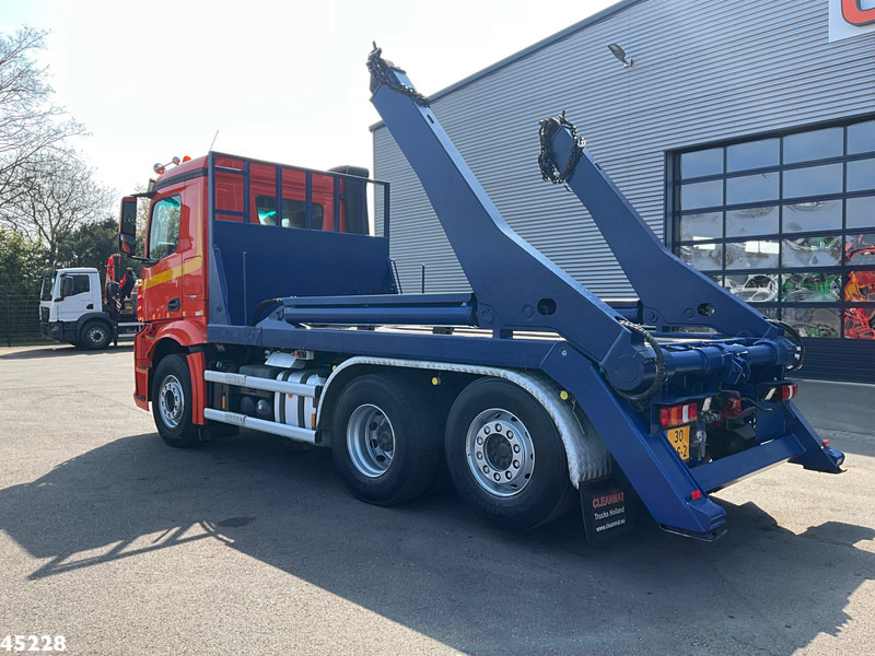 Mercedes-Benz Antos 2542 6x2 Euro 6 Hyva 18 portaalarmsysteem - 스킵 로더 트럭 : 사진 3 Mercedes-Benz Antos 2542 6x2 Euro 6 Hyva 18 portaalarmsysteem - 스킵 로더 트럭 : 사진 3