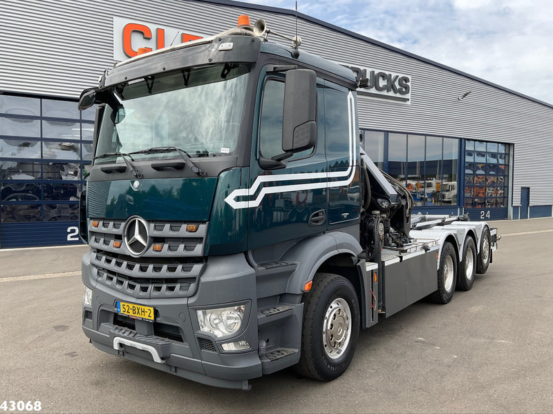 Mercedes-Benz Arocs 3251 8x4 Euro 6 Hiab 28 Tonmeter laadkraan - 후크 리프트 트럭, 크레인 트럭 : 사진 2 Mercedes-Benz Arocs 3251 8x4 Euro 6 Hiab 28 Tonmeter laadkraan - 후크 리프트 트럭, 크레인 트럭 : 사진 2