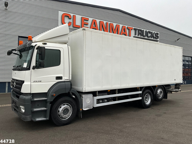 Mercedes-Benz Axor 2636 6x2 Dhollandia laadklep Just 265.901 km! - 박스 트럭 : 사진 3 Mercedes-Benz Axor 2636 6x2 Dhollandia laadklep Just 265.901 km! - 박스 트럭 : 사진 3