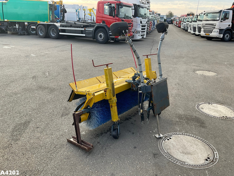 NIDO H15-150 - 부착물 : 사진 3 NIDO H15-150 - 부착물 : 사진 3