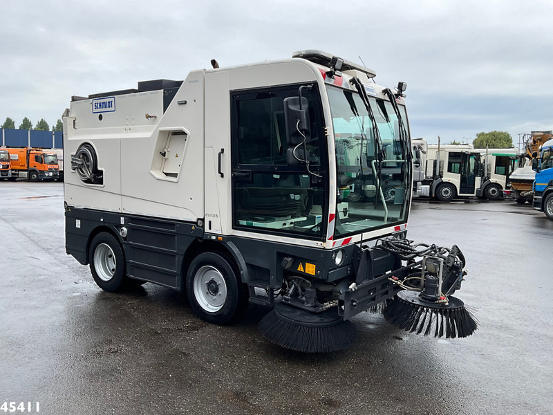 Schmidt Cleango 500 Compact Euro 6 with 3-rd brush - 거리 청소 차량 : 사진 3 Schmidt Cleango 500 Compact Euro 6 with 3-rd brush - 거리 청소 차량 : 사진 3
