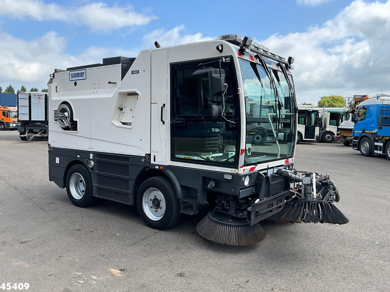 Schmidt Cleango 500 Compact Euro 6 with 3-rd brush - 거리 청소 차량 : 사진 3 Schmidt Cleango 500 Compact Euro 6 with 3-rd brush - 거리 청소 차량 : 사진 3
