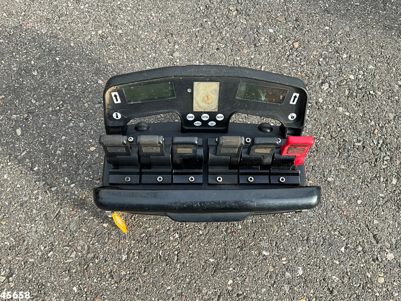 리스 Volvo FH 480 8x4 Retarder Hiab 80 Tonmeter laadkraan + Fly-Jib! Volvo FH 480 8x4 Retarder Hiab 80 Tonmeter laadkraan + Fly-Jib! : 사진 11 리스 Volvo FH 480 8x4 Retarder Hiab 80 Tonmeter laadkraan + Fly-Jib! Volvo FH 480 8x4 Retarder Hiab 80 Tonmeter laadkraan + Fly-Jib! : 사진 11