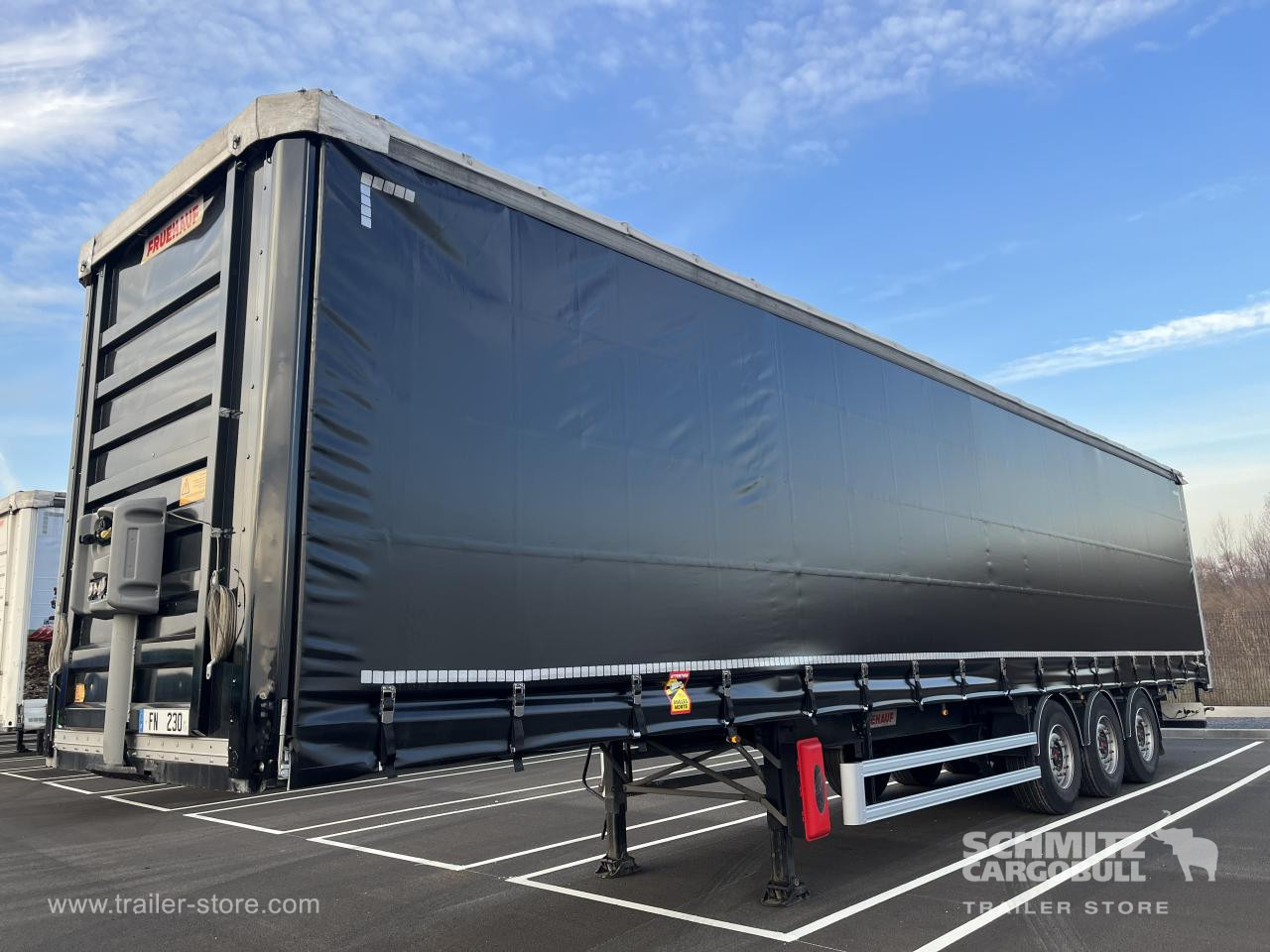 FRUEHAUF Curtainsider Standard - 커튼사이더 세미 트레일러 : 사진 3 FRUEHAUF Curtainsider Standard - 커튼사이더 세미 트레일러 : 사진 3